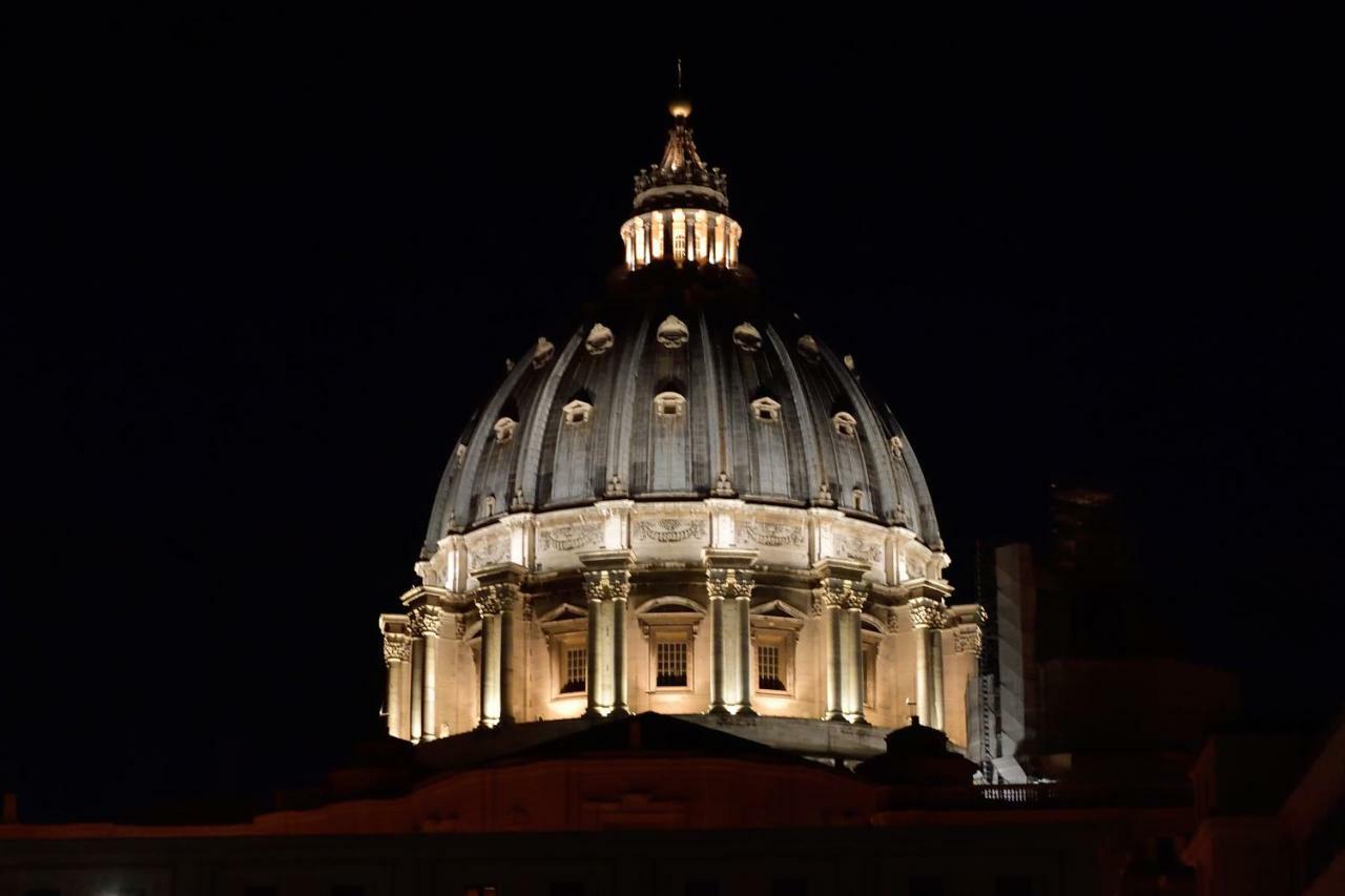 San Pietro Moonlight Luxury Apartment Roma Eksteriør bilde
